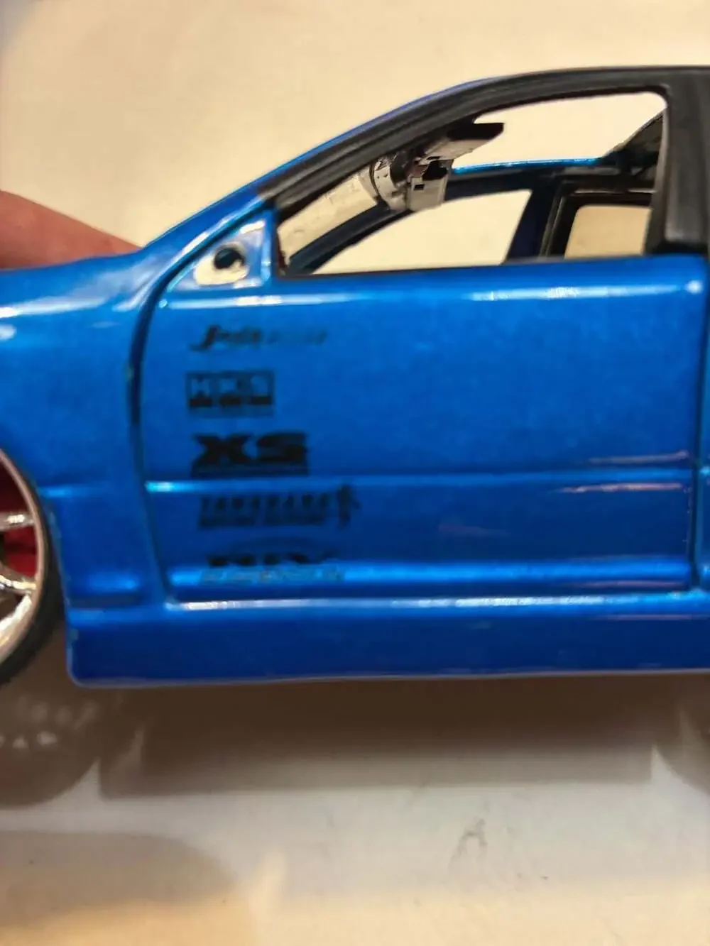 JADA IMPORT RACER LEXUS IS 300 IS300 1:24 WHITE WITH SPOILER